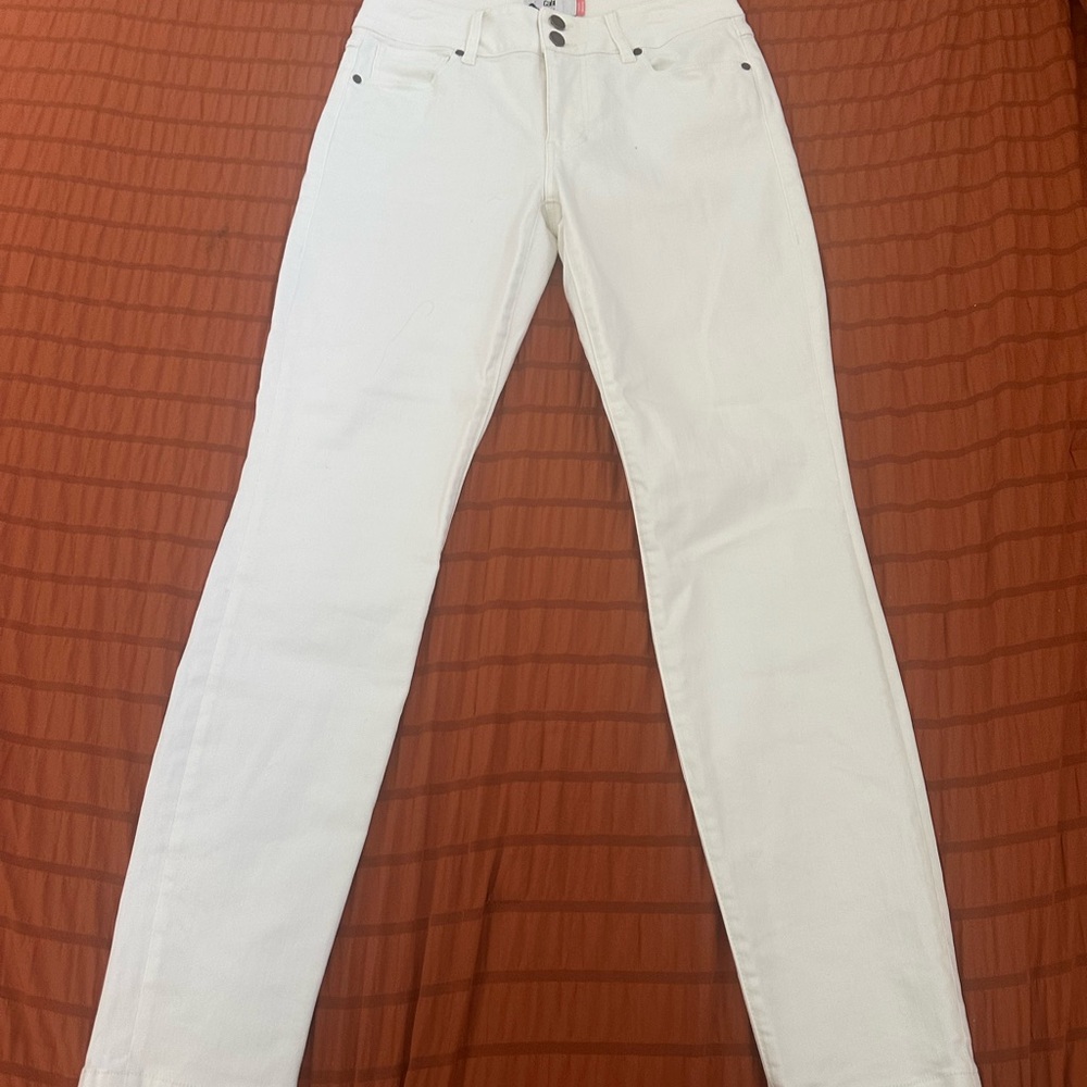 CAbi White Jeans Sleek Modern Fit